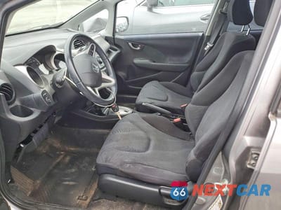 Zdjęcie 7 z 12 samochodu: 2010 HONDA FIT SPORT VIN:JHMGE8H44AS001985 - miniatura