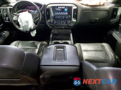 Zdjęcie 8 z 12 samochodu: 2017 CHEVROLET SILVERADO K2500 HEAVY DUTY LTZ VIN:1GC1KWEY6HF238413 - miniatura