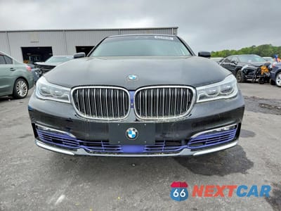 Piąte zdjęcie samochodu w środku: 2016 BMW 750 XI VIN:WBA7F2C5XGG420282 - miniatura