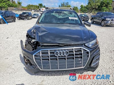 Piąte zdjęcie samochodu w środku: 2023 AUDI Q5 PREMIUM 40 VIN:WA1ABAFY4P2116800 - miniatura