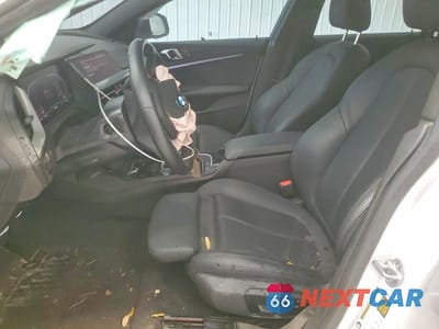 Zdjęcie 7 z 12 samochodu: 2024 BMW 228I VIN:WBA53AK00R7R13178 - miniatura