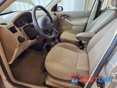 Zdjęcie 7 z 11 samochodu: 2007 FORD FOCUS ZX4 VIN:1FAHP34N27W282502 - miniatura