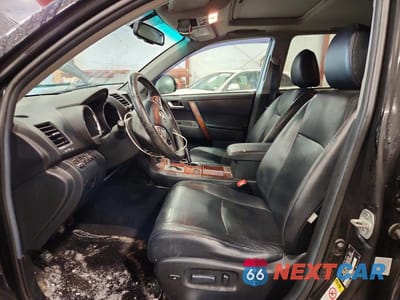 Zdjęcie 7 z 12 samochodu: 2012 TOYOTA HIGHLANDER LIMITED VIN:5TDDK3EHXCS153191 - miniatura