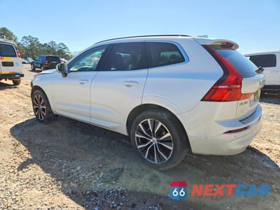 Drugie zdjęcie samochodu z przodu: 2022 VOLVO XC60 B5 MOMENTUM VIN:YV4L12DK0N1946731 - miniatura