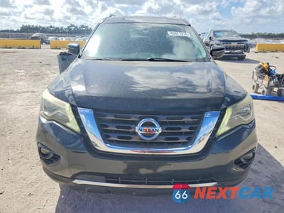Piąte zdjęcie samochodu w środku: 2018 NISSAN PATHFINDER SV VIN:5N1DR2MN9JC623671 - miniatura
