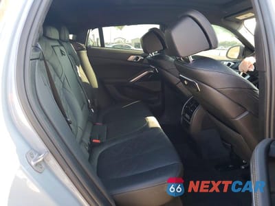Zdjęcie 10 z 11 samochodu: 2026 BMW X6 XDRIVE40I VIN:5UX33EX06T9158395 - miniatura
