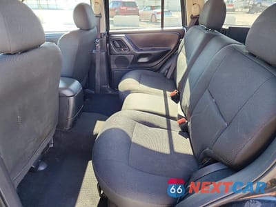 Zdjęcie 11 z 13 samochodu: 2002 JEEP GRAND CHEROKEE LAREDO VIN:1J4GW48S72C151553 - miniatura