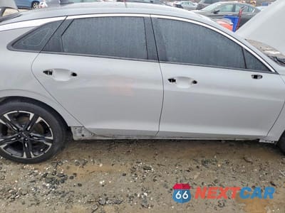 Zdjęcie 10 z 12 samochodu: 2023 KIA K5 GT-LINE VIN:5XXG64J27PG192983 - miniatura