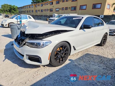 2019 BMW 540 I WBAJE5C55KWE66372 - główne zdjęcie licytacji z USA - miniatura