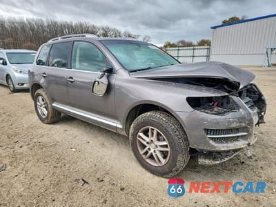 Czwarte zdjęcie samochodu z boku: 2008 VOLKSWAGEN TOUAREG 2 V6 VIN:WVGBE77L28D004943 - miniatura