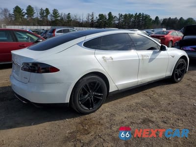 Trzecie zdjęcie samochodu z tyłu: 2015 TESLA MODEL S VIN:5YJSA1E27FF104176 - miniatura