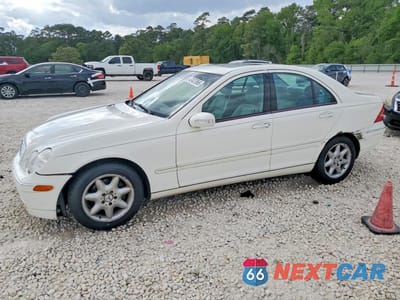 2004 MERCEDES-BENZ C 240 WDBRF61J14A547244 - główne zdjęcie licytacji z USA - miniatura