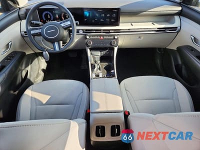 Zdjęcie 8 z 12 samochodu: 2025 HYUNDAI TUCSON SEL VIN:5NMJB3DE5SH491108 - miniatura