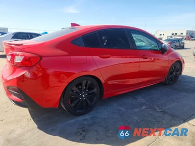 Trzecie zdjęcie samochodu z tyłu: 2018 CHEVROLET CRUZE LT VIN:1G1BE5SM3J7171382 - miniatura