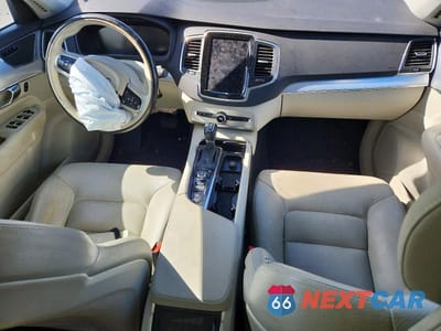 Zdjęcie 8 z 12 samochodu: 2018 VOLVO XC90 T6 VIN:YV4A22PKXJ1375002 - miniatura