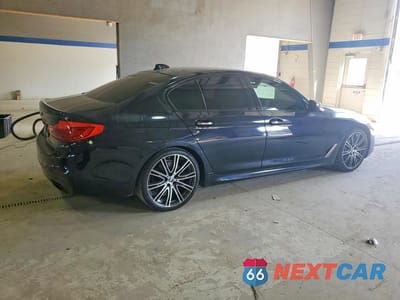 Trzecie zdjęcie samochodu z tyłu: 2018 BMW M550XI VIN:WBAJB9C53JB035113 - miniatura