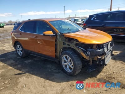 Czwarte zdjęcie samochodu z boku: 2018 CHEVROLET EQUINOX LT VIN:2GNAXKEX6J6186936 - miniatura