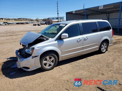 2011 DODGE GRAND CARAVAN CREW 2D4RN5DG8BR657718 - główne zdjęcie licytacji z USA - miniatura