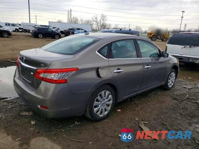 Trzecie zdjęcie samochodu z tyłu: 2015 NISSAN SENTRA SV VIN:3N1AB7AP8FL630320 - miniatura