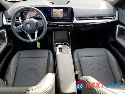 Zdjęcie 8 z 11 samochodu: 2025 BMW X1 XDRIVE28I VIN:WBX73EF01S5237860 - miniatura
