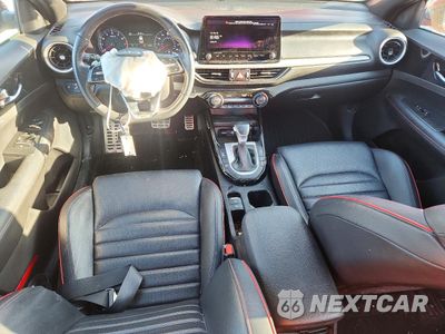 Zdjęcie 8 z 14 samochodu: 2023 KIA FORTE GT VIN:3KPF44AC2PE592890 - miniatura
