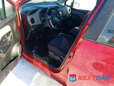 Zdjęcie 7 z 12 samochodu: 2017 TOYOTA YARIS 5-DOOR L VIN:VNKKTUD30HA081509 - miniatura