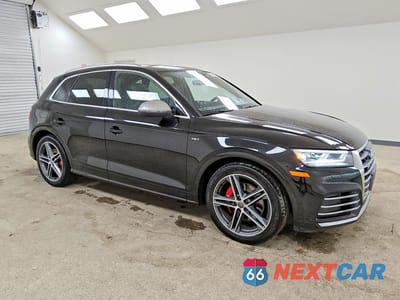 Czwarte zdjęcie samochodu z boku: 2018 AUDI SQ5 PREMIUM PLUS VIN:WA1A4AFY1J2044374 - miniatura