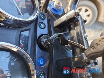 Zdjęcie 8 z 9 samochodu: 2000 KAWASAKI ZR1100 VIN:JKAZRBC11YA033635 - miniatura