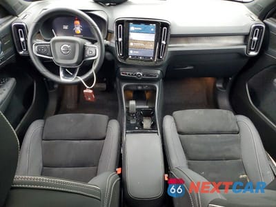 Zdjęcie 8 z 11 samochodu: 2024 VOLVO C40 RECHARGE ULTIMATE VIN:YV4ER3GM3R2107256 - miniatura