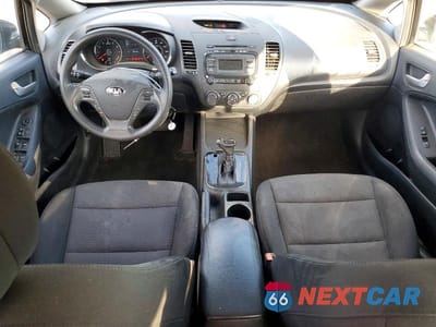 Zdjęcie 8 z 11 samochodu: 2017 KIA FORTE VIN:KNAFK5A85H5698008 - miniatura
