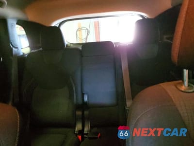 Zdjęcie 10 z 14 samochodu: 2015 JEEP CHEROKEE LATITUDE VIN:1C4PJLCS3FW711496 - miniatura