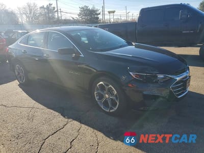 Czwarte zdjęcie samochodu z boku: 2024 CHEVROLET MALIBU LT VIN:1G1ZD5ST2RF178348 - miniatura