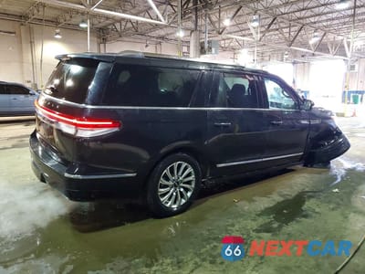 Trzecie zdjęcie samochodu z tyłu: 2024 LINCOLN NAVIGATOR L VIN:5LMJJ3NG0REL09937 - miniatura