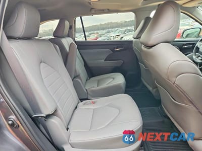 Zdjęcie 11 z 12 samochodu: 2023 TOYOTA HIGHLANDER XLE VIN:5TDKDRBH3PS042660 - miniatura