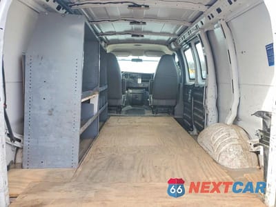 Zdjęcie 10 z 13 samochodu: 2015 CHEVROLET EXPRESS 2500 CARGO UTILITY / SERVIC VIN:1GCWGFCF5F1283006 - miniatura