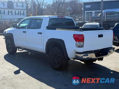 Drugie zdjęcie samochodu z przodu: 2008 TOYOTA TUNDRA SR5 VIN:5TFDV54128X081007 - miniatura