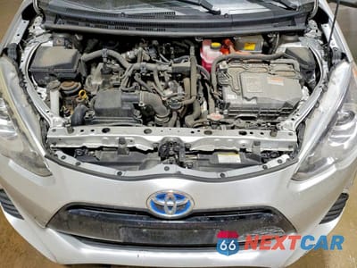 Zdjęcie 11 z 13 samochodu: 2016 TOYOTA PRIUS C TWO VIN:JTDKDTB3XG1118454 - miniatura
