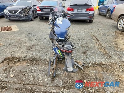 Czwarte zdjęcie samochodu z boku: 2022 KAWASAKI EX400 VIN:JKAEXKH16NDAH4252 - miniatura