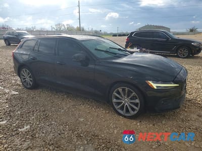 Czwarte zdjęcie samochodu z boku: 2021 VOLVO V60 T5 MOMENTUM VIN:YV1102EK2M2430224 - miniatura