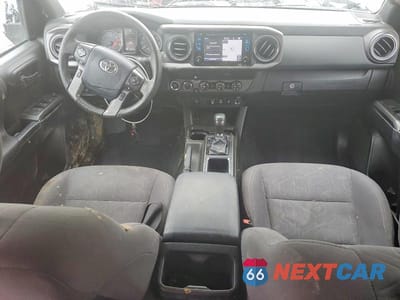 Zdjęcie 8 z 11 samochodu: 2019 TOYOTA TACOMA TRD SPORT VIN:3TMCZ5AN2KM267716 - miniatura