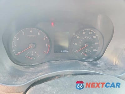 Zdjęcie 9 z 12 samochodu: 2018 HYUNDAI ACCENT SE VIN:3KPC24A34JE005671 - miniatura
