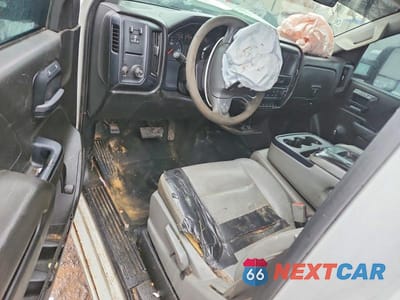 Zdjęcie 8 z 11 samochodu: 2018 CHEVROLET SILVERADO C2500 HEAVY DUTY VIN:1GB0CUEG8JZ130565 - miniatura