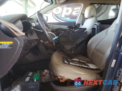 Zdjęcie 7 z 11 samochodu: 2014 HYUNDAI SANTA FE SPORT 2.0T VIN:5XYZUDLA8EG226005 - miniatura