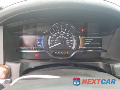 Zdjęcie 9 z 12 samochodu: 2015 LINCOLN MKS VIN:1LNHL9DK1FG600340 - miniatura