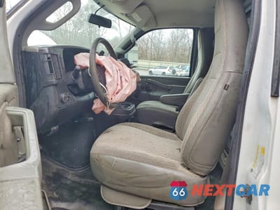 Zdjęcie 7 z 14 samochodu: 2018 CHEVROLET EXPRESS UTILITY / SERVICE TRUCK VIN:1GB0GRFG6J1246488 - miniatura