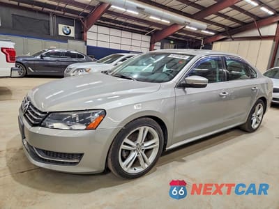 2014 VOLKSWAGEN PASSAT SE 1VWBN7A33EC099315 - główne zdjęcie licytacji z USA - miniatura