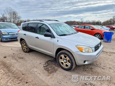 Czwarte zdjęcie samochodu z boku: 2006 TOYOTA RAV4 BASE VIN:JTMZD33V766008994 - miniatura