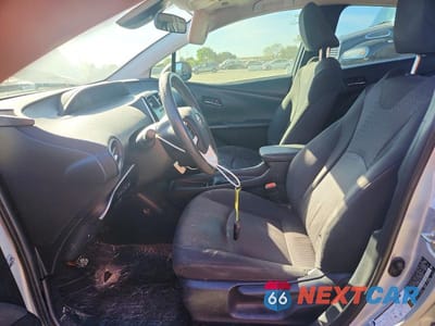 Zdjęcie 7 z 13 samochodu: 2018 TOYOTA PRIUS TWO VIN:JTDKBRFU8J3593561 - miniatura