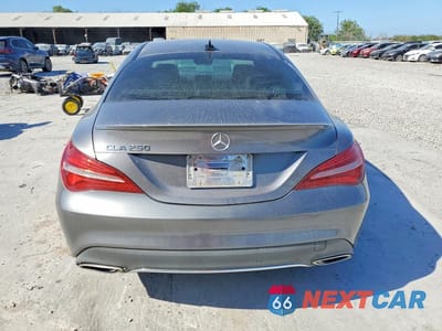 Zdjęcie 6 z 12 samochodu: 2019 MERCEDES-BENZ CLA 250 VIN:WDDSJ4EB9KN719055 - miniatura