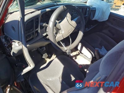 Zdjęcie 8 z 12 samochodu: 2004 GMC SIERRA K2500 HEAVY DUTY VIN:1GTHK24U64E266279 - miniatura